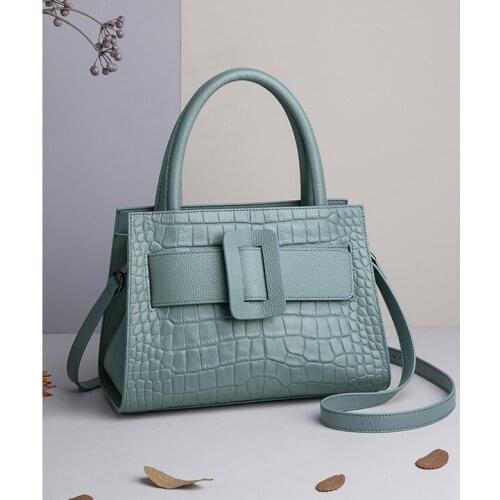 2021 New Womens Bag Atmospheric Genuine Leather Shoulder Bag Womens Fashion Versatile Summer Tote Handbag