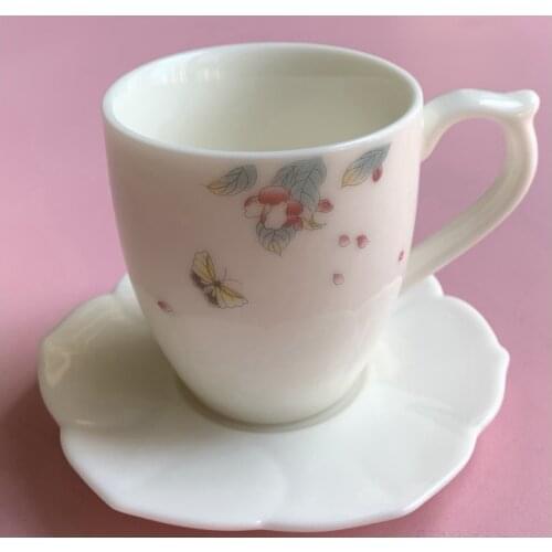 Love of Butterfly Porcelain Teacup Chinese White Ceramic Teacup with handle Oriental Tea Cup and Saucer Sets