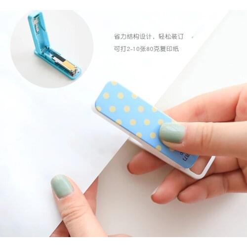 Deli 0450 Compact Labor-saving Stapler Mini Binder Cute Stapler Paper Stapler Office And School Supplies Mini Stationery Set