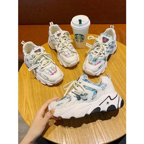 Womens shoes 2020 autumn new Korean version of the mesh wild student thick bottom breathable sports shoes casual shoes