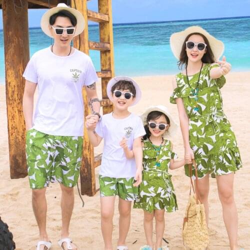 Family Clothing Mother Daughter Dress Summer print Family Matching Clothes Father and Son T shirt and short pants Clothes Sets