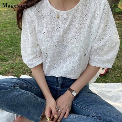 Korean Womens Shirt Women Summer 2021 Short Sleeve Loose Embroidery Shirts Cotton Lace O-neck Casual Blouses Plus Size 14820