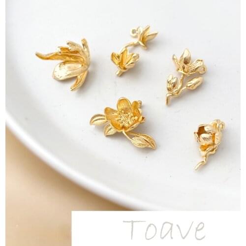 18K gold fresh and refined literary style three-dimensional flower pendant diy jewelry material earrings necklace accessories