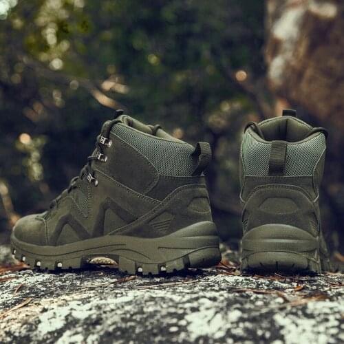 Men Casual Shoes 2020 Men Leisure Shoes Casual Sports Sneaker Man Shoe Leather Hot Sneakers Mens Boots Flat Mens Fashion