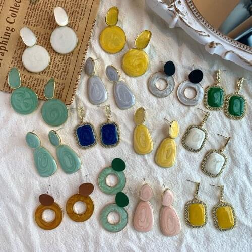 Dvacaman New Cute Vintage Colorful Resin Round Square Drop Earrings for Women Simple Geometric Earrings 2021 Trendy Jewelry Gift
