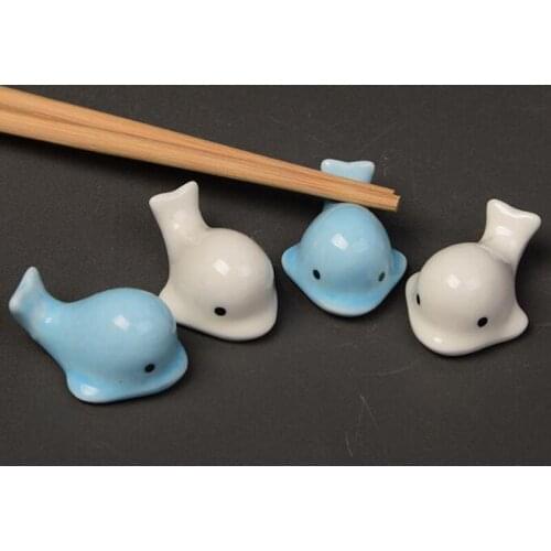 2pcs/set Whale Home Restaurant Decorations Chopstick Shelf Stand Dinner Utensils Chopstick Rack Ceramic Kitchen Tableware