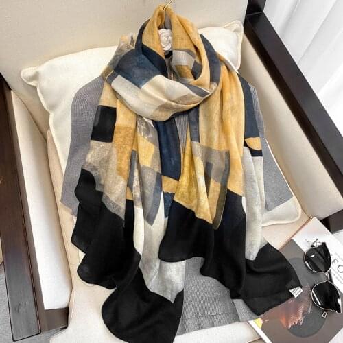 Women Scarf Cotton 2021 Spring New Pashmina Shawl Lady Wrap Hijab Scarves Design Print Foulard Female Beach Stoles Bandana