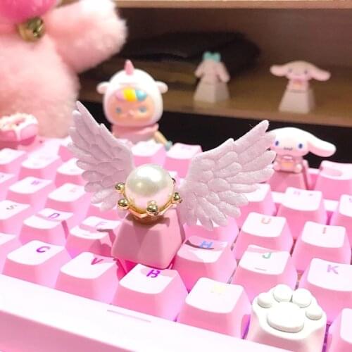 Personalized Keycap Beautiful Girl Angel Wings Pink Light Transparent Cute Girl Cross Axis Mechanical Keyboard Animation