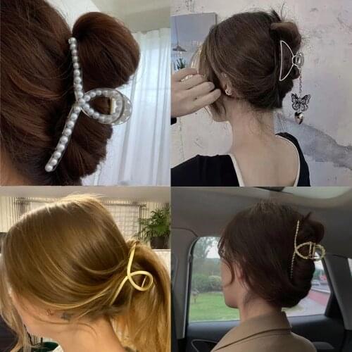 Elegant Women Metal Hair Claws Hair Accessories Chic Barrettes Hair Clips Ladies Pearls Hairgrip Headwear Ornaments Hair Crab