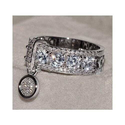 New Retro Fashion Creative Round Alloy Crystal Ring For Women Punk Exaggerated Geometric Metal Ring Vintage Jewelry Wholesale