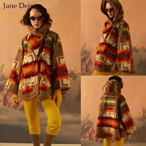 Jane deiune Women's Outerwear