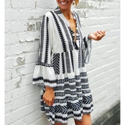 Casual Geometric Printed Flare Sleeve Dress Womens V-Neck Leisure Dress Autumn A-Line Loose Dresses Plus Size Vestido Feminino