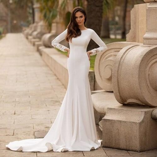 Modest Long Sleeves Bridal Gowns Scoop Neck Beading Applique Flowers Backless Sweep Train Mermaid Wedding Dress