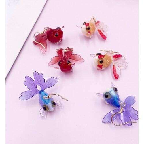 Rainbow Gradient Resin Goldfish Drop Earrings for Women Girl Purple Red Clear Arcylic Fish Dangle Earrings Statement Jewelry