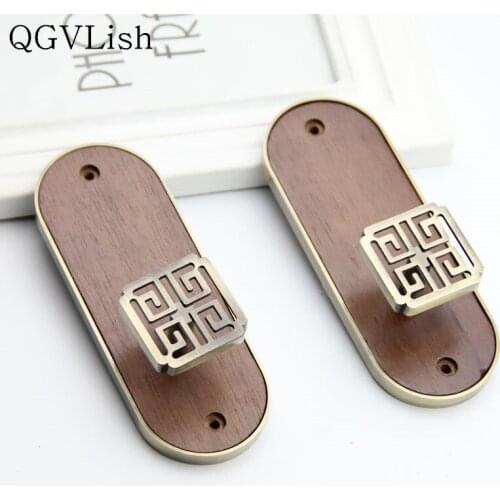 QGVLish 2Pcs Wood Curtain Hooks Tassel Tower Hat Coat Hanger Brush Holder Curtain Accessories Wall Hook Tieback Curtain Holdback