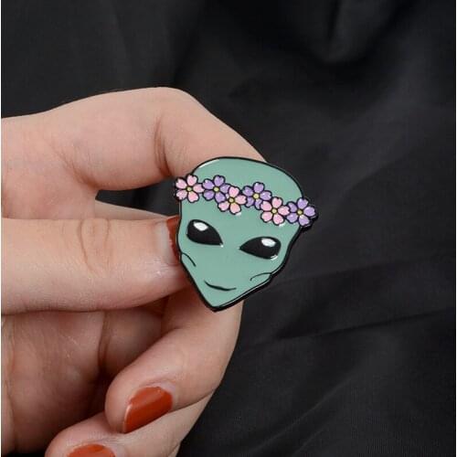 Alien Enamel Pin Cute alien baby badge brooches Lapel Custom Badges Pin Denim Jean shirt bag Cartoon Jewelry Gifts For Kids