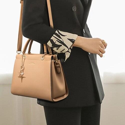 Casual Simple Traveling Bags for Women 2021 New 5 Color Women Fashion Star Pendant Shoulder Bags Large Capacity
