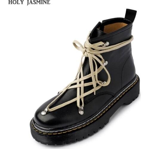 2021 New Autumn Genuine Leather Korean Style Round Toe Lace Up Short Boots Stiletto Fashion Martin Boots Fashion Womens Boots