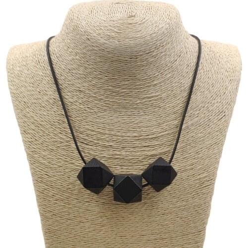 2020 Hot New Long Rope Pendant Necklace Adjustable Korean Style Wood Wooden Colorful High Quality Girl Women Female AP003