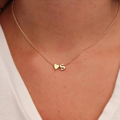 Smart Sliding Heart and 26 Alphabet Letters Women`s Single Short Chain Necklace