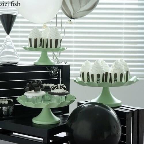 Creative Green Wave Side Cake Plate Tall Metal Candy Dessert Plate Wedding Holiday Display Plate Shooting Props Home Decoration