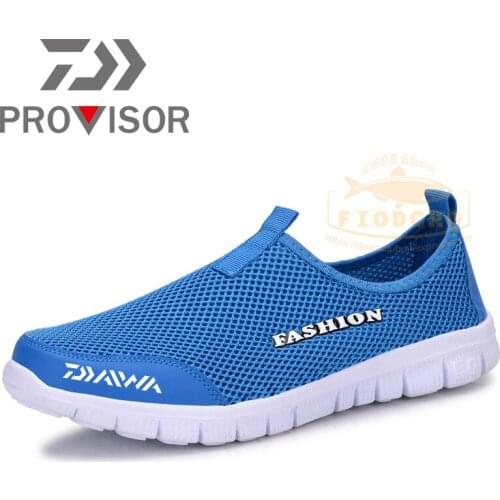 DAIWA Fishing Shoes Men Outdoor Sports on Foot Wading Shoes Fishing Breathable Mesh Shoe Travel Camping Large Size Shoes