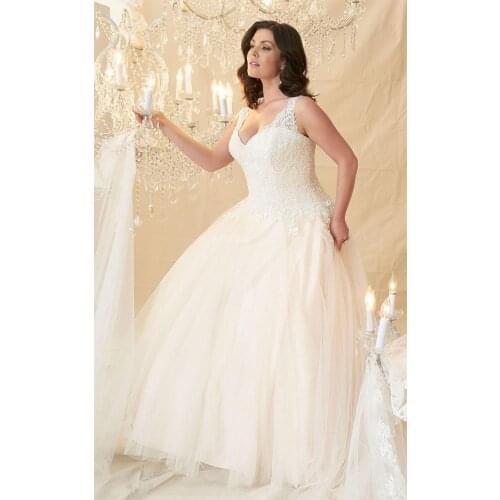 Cheap Wedding Dresses Plus Size A-line Lace Cap Sleeve V-neck Tulle Big Women Wedding Bridal Gowns Robe De Mariage