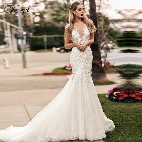 Traugel Sexy Backless 3D Flowers Lace Mermaid Wedding Dresses Luxury V Neck Appliques Court Train Zipper Trumpet Bridal Gown