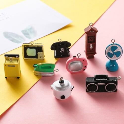 2pcs 3d Telephone Luggage Keychain Resin Charms Diy Jewelry Accessory Retro Wall Clock Keychains Keyring Pendant Decor Findings