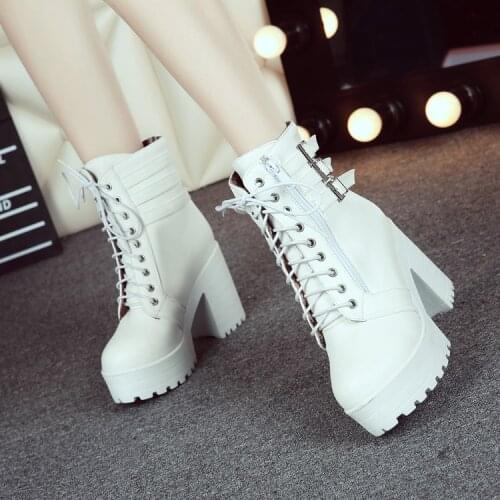 2019 Korean version of the new Japanese high-heeled lace womens boots fashion belt buckle thick with riding boots