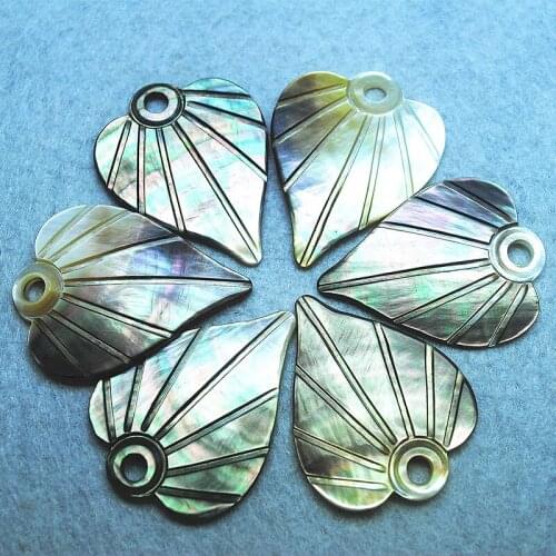 3pcs nature black lips of shell pendants leaf shape 40x32mm women pendants hot selling lovely jewelry findings good for your