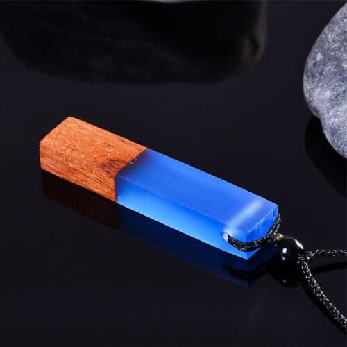 5pcs Vintage Handmade Wood Resin With Bead Unisex Pendant Necklace Marine Solidified Resin Sweater Chain For Women Men Gift