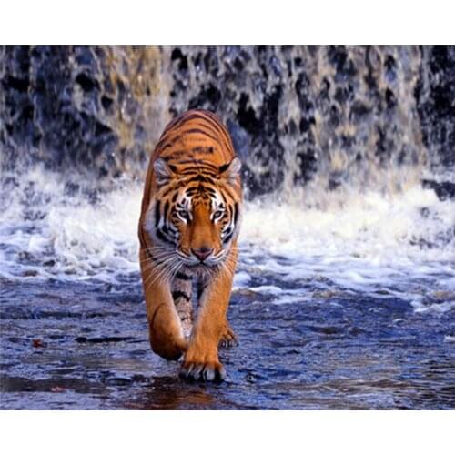 5D Diy Diamond Painting Waterfall Tiger cross stitch Full round Diamond Mosaic picture Diamond Embroidery Home Decoration