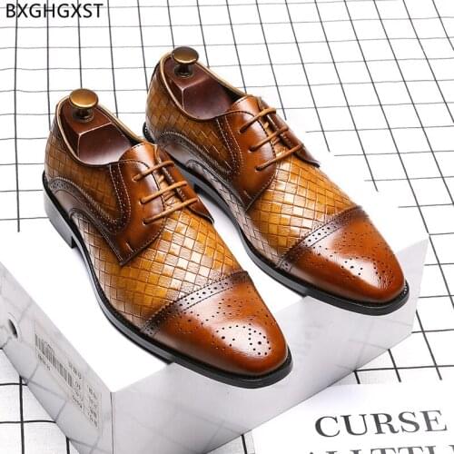 Black Oxford Shoes for Men 2021 Dress Shoes Men Fashion Brown Leather Shoes Man Formal Brogue Men Chaussure Homme Zapatos Hombre
