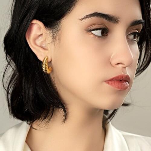 Middle Womens Croissant Hoop Earrings Half Open Circle Minimalism Jewlery