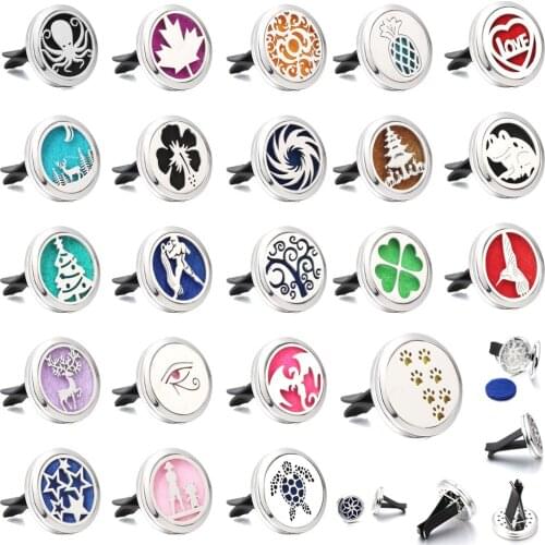 New Aromatherapy Car Perfume Diffuser Stainless Steel 30mm Magnetic Aroma Diffuser Locket Car Air Freshener Vent Clip + 1pcs Pad