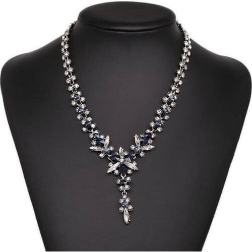 Elegant Lady Accessories Artificial Crystals Rhinestone Pendants Jewelry Making Women Choker Crystal Necklace for Party Gift