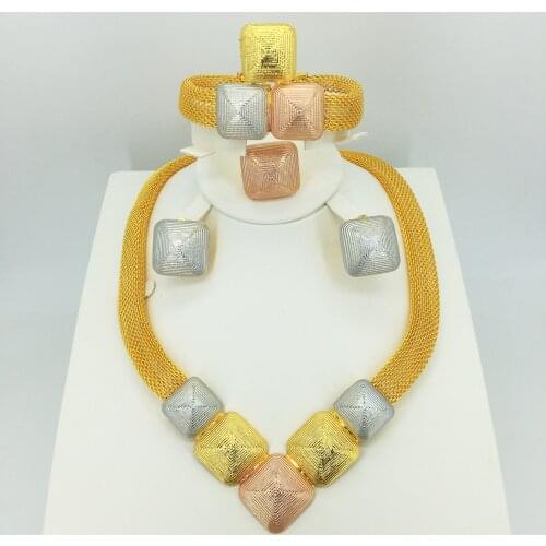 Wholesale Fashion Pendant / Necklace 24K gold jewelry set for womens birthday Travel Gift bridal accessories