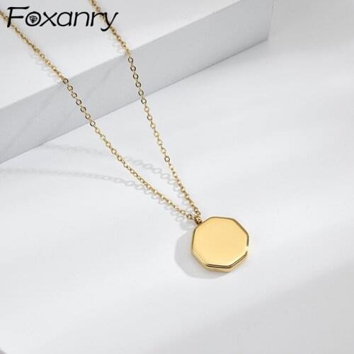 FOXANRY 925 Sterling Silver Necklace 2021 Trendy Elegant Simple Design Smooth Octagon Geometric Girl Party Jewelry Couples Gift