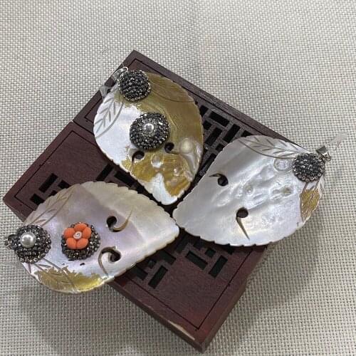 Inlaid Shell Pendant Leaf Shape Carved Hollow Ladies Necklace Earrings Jewelry Accessories Wholesale Couple Creative Handmade