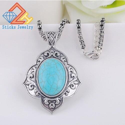 Vintage Natural Stone Necklace Engrave Flower Processus Button Choker Necklace Pendant