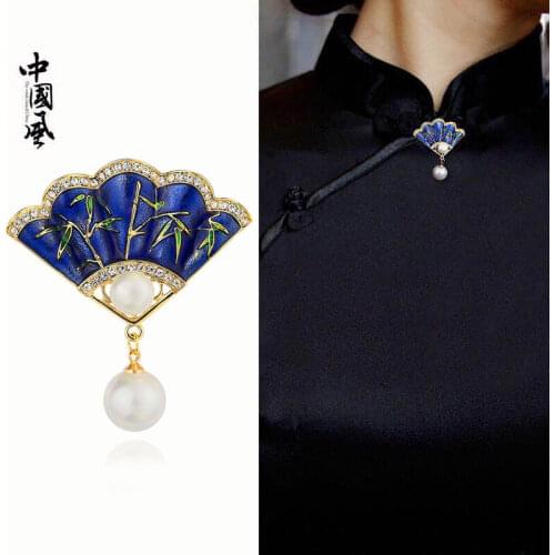 Enamel Fan Brooch Rhinestone Brooch Vintage Crystal Brooches Pin Women Scarf Suit Broche Broach Pins Jewelry Best Gift