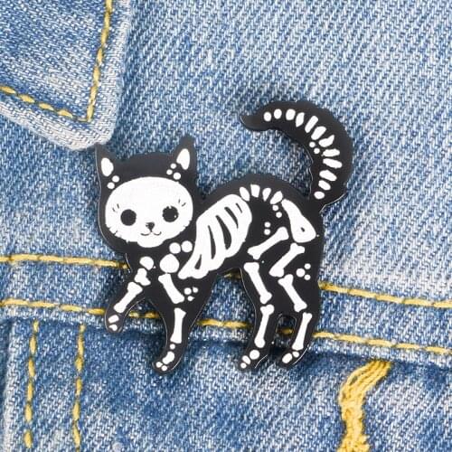 Skeleton Black Cat Brooch Backpack Collar Badges Pins Metal Broches for Women Badge Pines Metalicos Jewelry Brosche Accessories