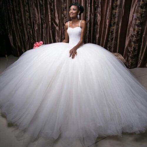 Spaghetti Straps Heavy Beading Bling Crystals Africa Pure White Wedding Dress for Black Girl Ball Gowns Puffy Bridal Gowns