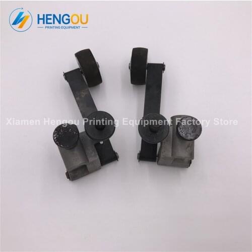 1 Pair 2 Pair free shipping Komori delivery rubber wheel Pressure wheel Feed Wheel assembly komori printing machine parts