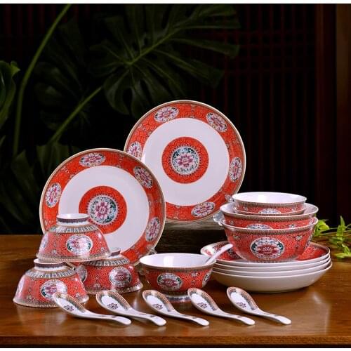 Jingdezhen. Ceramic bowls, dishes, spoons. Tableware sets. Chinese household Bone China rice bowls