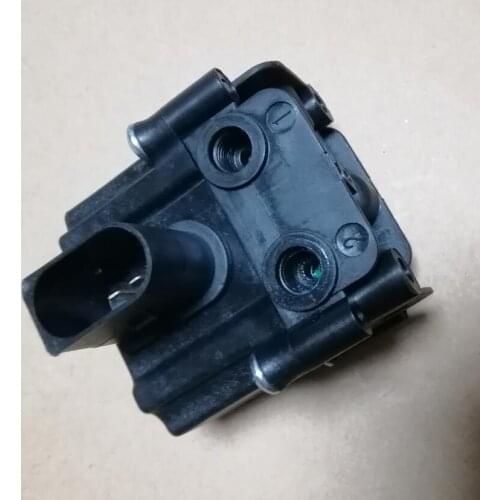 One piece X5 E53 compressor pump air bleed valve Air Compressor Pump Valve Block for BMW