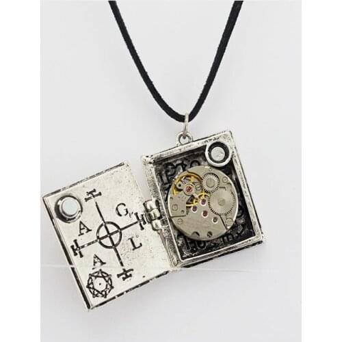 Five-Pointed Star Hollow Carved Book Gear Movement Necklace Can Be Opened For Men Women Steampunk Style Popular Jewelry VGN226