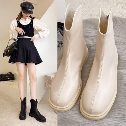Autumn Leather Shoes Women Platform Fashion Ankle Non Slip Sole Short Black Chelsea Boots Round Toe Botines De Mujer
