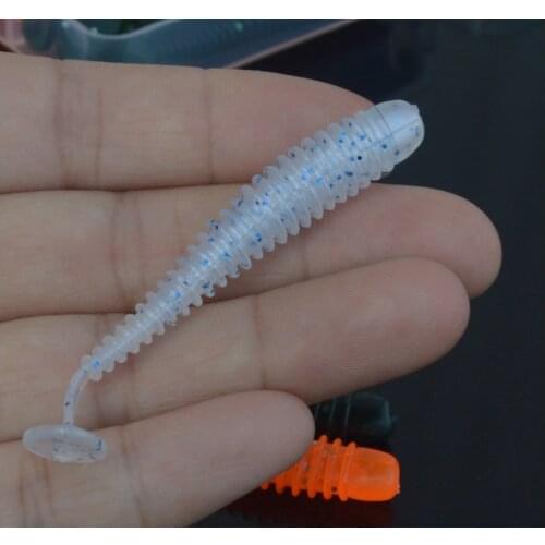 15pcs / lot Wobbler Fishing Lure 70mm 2g Easy Cleaner Swimbait Silicone Soft Bait Double Color Carp Artificial Soft Bait Tackle